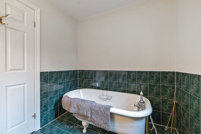 168 Escott Rockport Rd, House other with 4 bedrooms, 3 bathrooms and 5 parking in Lansdowne ON | Image 44