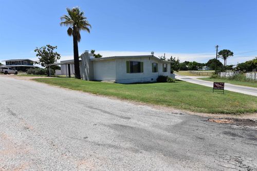 847 Ridgeway, Tow, TX, 78672-4989 | Card Image