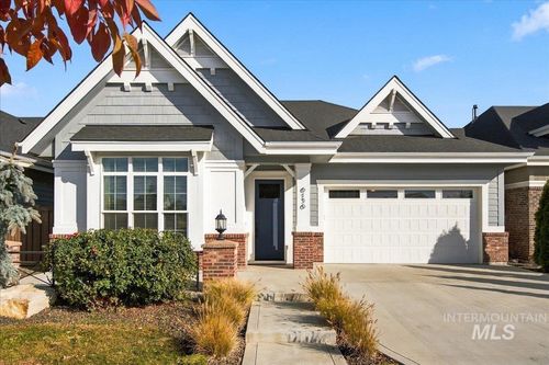 6136 N Vicenza Ln, Meridian, ID, 83646-7664 | Card Image