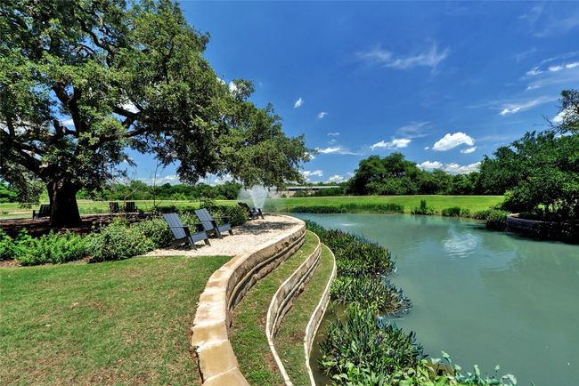 Beautiful community grounds, walking and pet friendly | Image 37