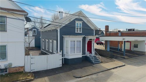 78 Jenks St, Central Falls, RI, 02863-3033 | Card Image
