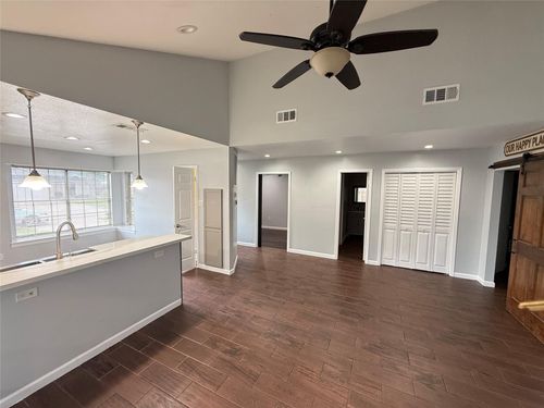 16118 Alden Ridge Dr, Houston, TX, 77053-3560 | Card Image