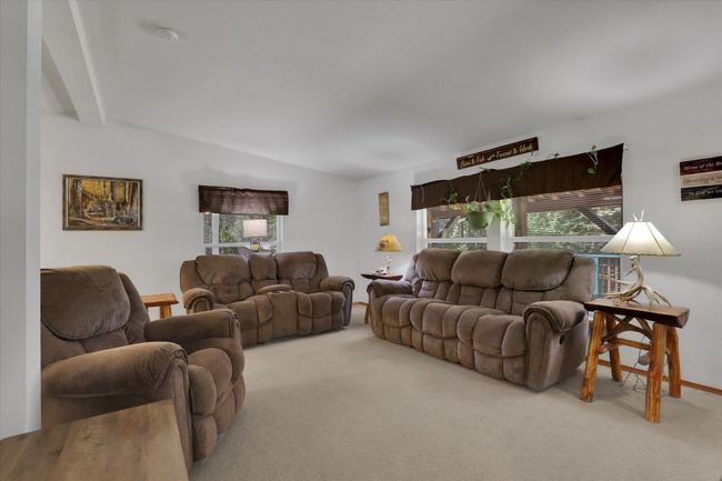 281 Yocum Lake Rd W, House other with 3 bedrooms, 2 bathrooms and null parking in Ione WA | Image 7