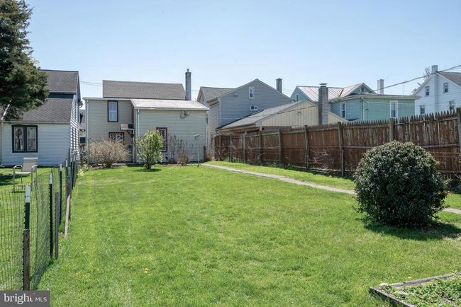 332 W High St, House other with 4 bedrooms, 2 bathrooms and null parking in MANHEIM PA | Image 27