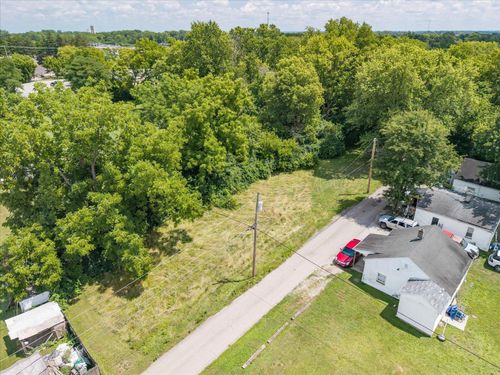 831 Flint Dr, Washington Court House, OH, 43160 | Card Image