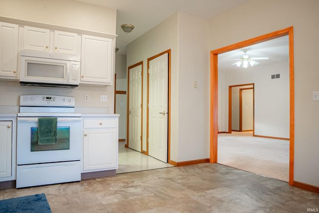 1311 Orchard Ln, Condo with 2 bedrooms, 2 bathrooms and null parking in Shipshewana IN | Image 14