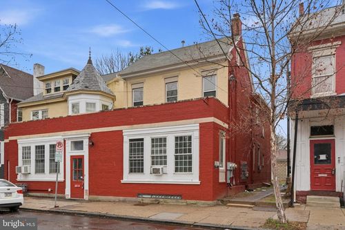 265 Beech St, Pottstown, PA, 19464-5583 | Card Image