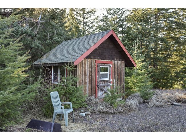 96 Pearce Rd, House other with 3 bedrooms, 2 bathrooms and 1 parking in White Salmon WA | Image 11