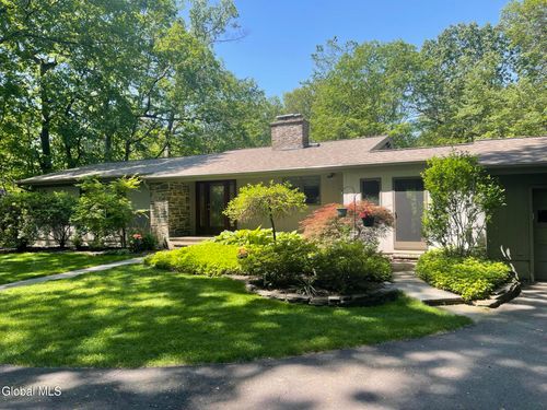 18 Sage Hill Ln, Menands, NY, 12204-1305 | Card Image