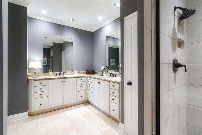 APT-201 - 3520 Central Ave, Condo with 2 bedrooms, 3 bathrooms and null parking in Memphis TN | Image 19