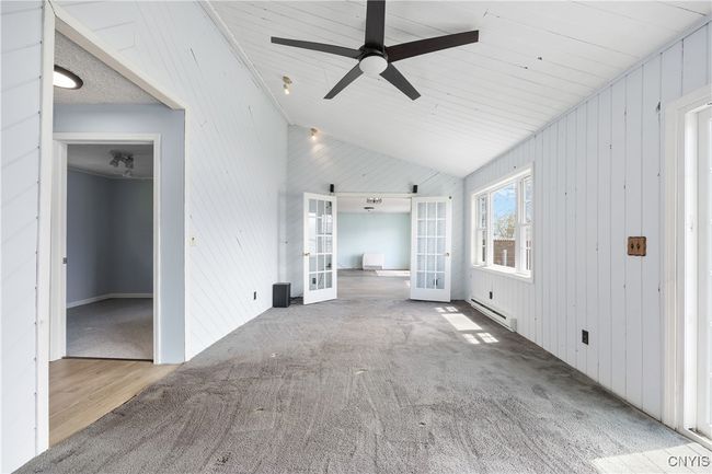 Living Room | Image 14