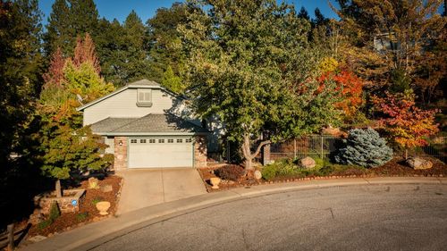 124 Ruby Ledge Ct, Grass Valley, CA, 95945-9751 | Card Image