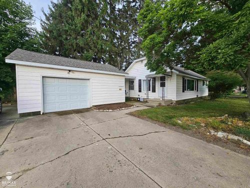 400 E Monroe Street, Owosso, MI, 48867 | Card Image