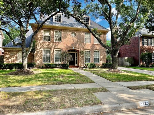 3823 Elkins Rd, Sugar Land, TX, 77479-3261 | Card Image