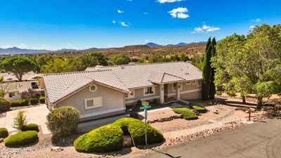 10695 E Straight Arrow Road, House other with 4 bedrooms, 4 bathrooms and null parking in Dewey AZ | Image 2