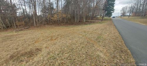 104 Esther Ln, Walkertown, NC, 27051-9775 | Card Image