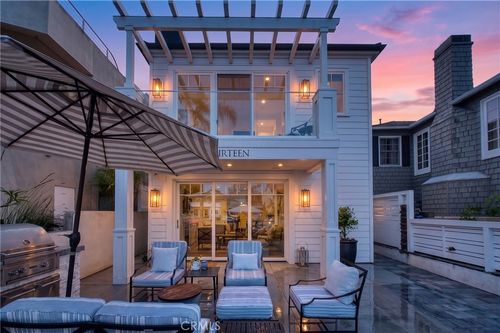 13 Rivo Alto Canal, Long Beach, CA, 90803-4037 | Card Image