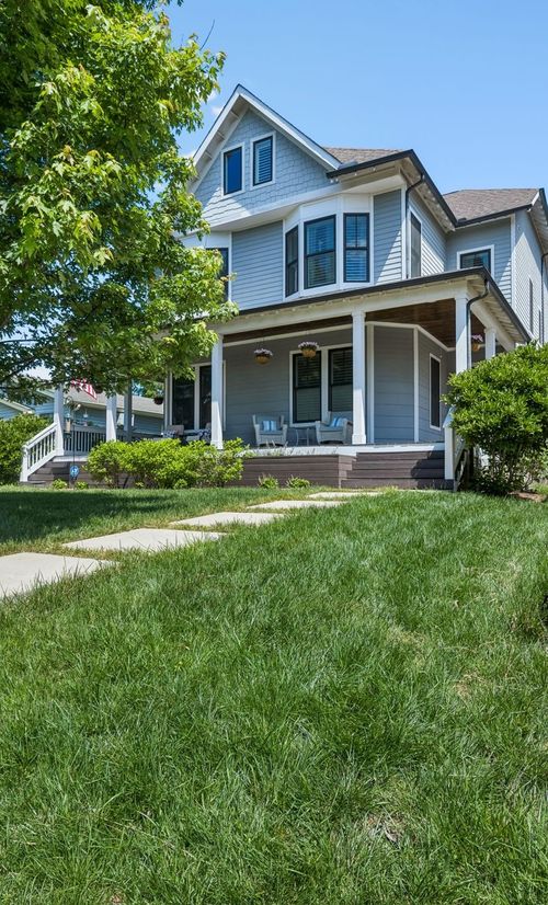 a-916 Montrose Ave, Nashville, TN, 37204-2624 | Card Image