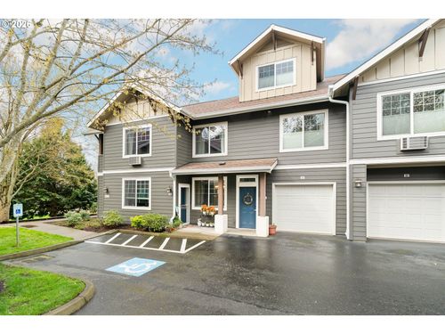 h97-10800 Se 17th Cir, Vancouver, WA, 98664-6214 | Card Image