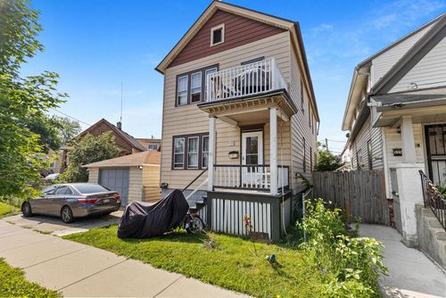 1707 W Burnham Street, Milwaukee, WI, 53204 | Card Image