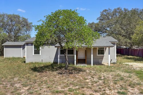 22731 Hickory Shadow, Elmendorf, TX, 78112-6215 | Card Image