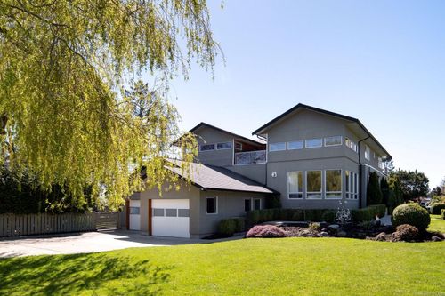 2835 Lincoln Rd, Oak Bay, BC, V8R6A8 | Card Image