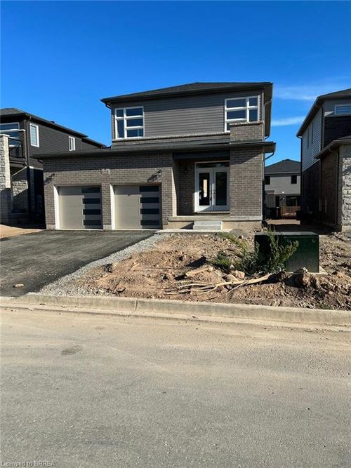 8118 Citation Rd, Niagara Falls, ON, L2H3H7 | Card Image