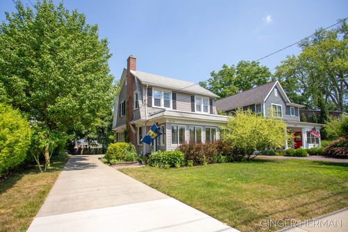 2519 Lake Dr, East Grand Rapids, MI, 49506-3120 | Card Image