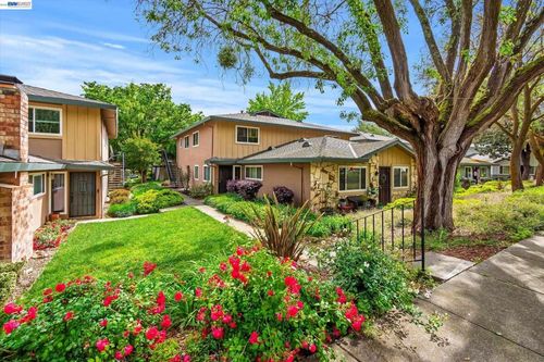 2-2243 Segundo Ct, Pleasanton, CA, 94588-8120 | Card Image