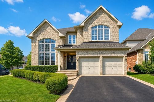 4267 Sarazen Dr, Burlington, ON, L7M4Z2 | Card Image
