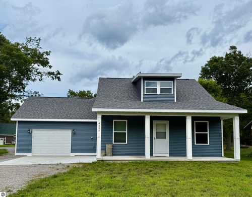 4557 F 41, Oscoda, MI, 48750-9415 | Card Image