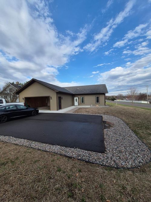 1000 10th Ave Ne, Sauk Rapids, MN, 56379-9657 | Card Image
