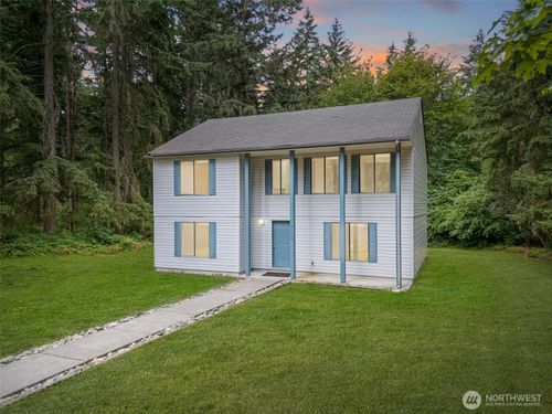 21112 129th Ave E, Graham, WA, 98338-8155 | Card Image