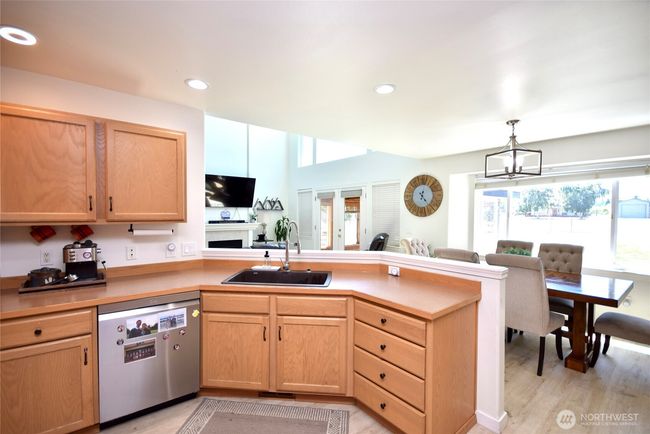 71 John Carl Rd, House other with 3 bedrooms, 3 bathrooms and 4 parking in Sequim WA | Image 12