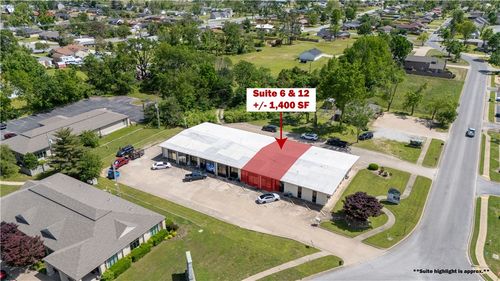 201 S 20th St, Rogers, AR, 72758-1104 | Card Image