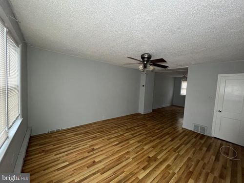 3031 Hale St, PHILADELPHIA, PA, 19149-3105 | Card Image