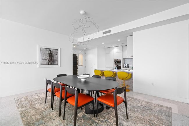 APT-1602 - 5775 Collins Ave, Condo with 2 bedrooms, 3 bathrooms and null parking in Miami Beach FL | Image 17