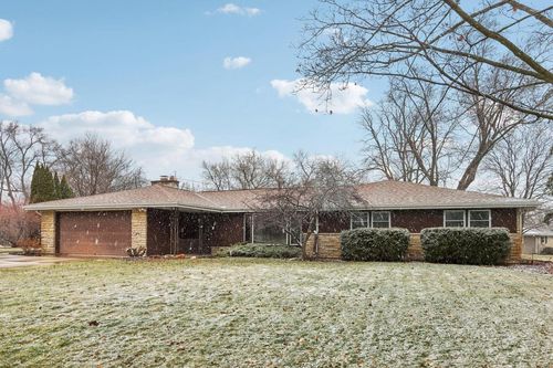 21840 Greendale Drive, Brookfield, WI, 53186 | Card Image