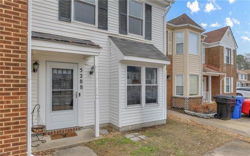 5288 Settlers Park Dr, Virginia Beach, VA, 23464-8425 | Card Image