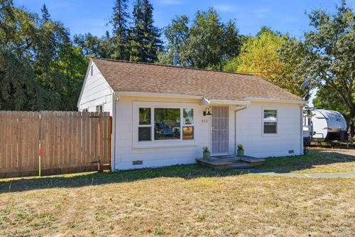 732 Blossom Way, Santa Rosa, CA, 95401-5003 | Card Image