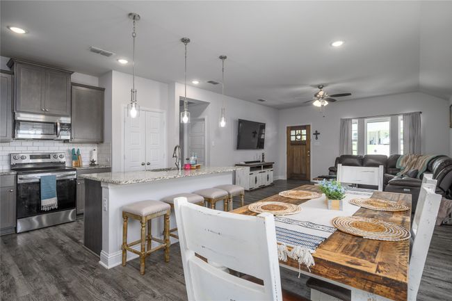 110 Thode St, House other with 3 bedrooms, 2 bathrooms and null parking in Whitesboro TX | Image 14