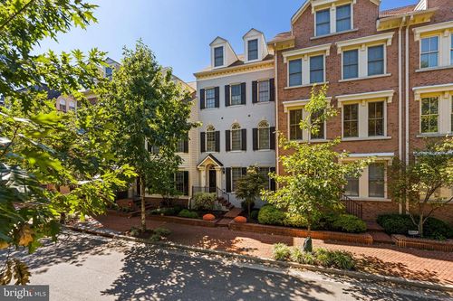 1844 Carpenter Rd, ALEXANDRIA, VA, 22314-6243 | Card Image