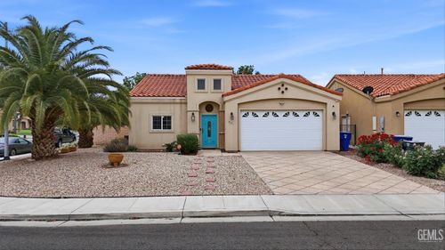 901 Marmara Ave, Bakersfield, CA, 93307-6096 | Card Image