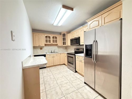 apt-2521-10000 Nw 80th Ct, Hialeah Gardens, FL, 33016-2234 | Card Image
