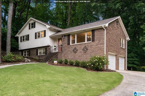 1505 Blind Brook Ln, VESTAVIA HILLS, AL, 35216-3304 | Card Image