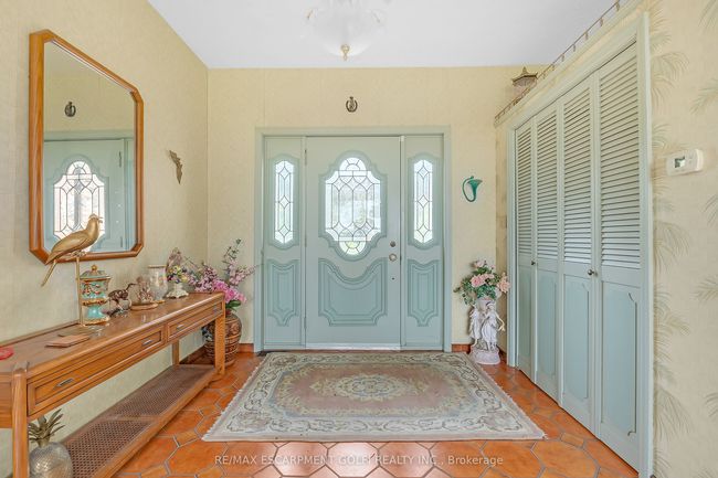 86 Maple Ave, House other with 2 bedrooms, 2 bathrooms and 15 parking in Dundas ON | Image 21