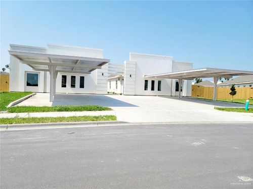 1-3707 Las Vistas Ln, Weslaco, TX, 78596-4455 | Card Image