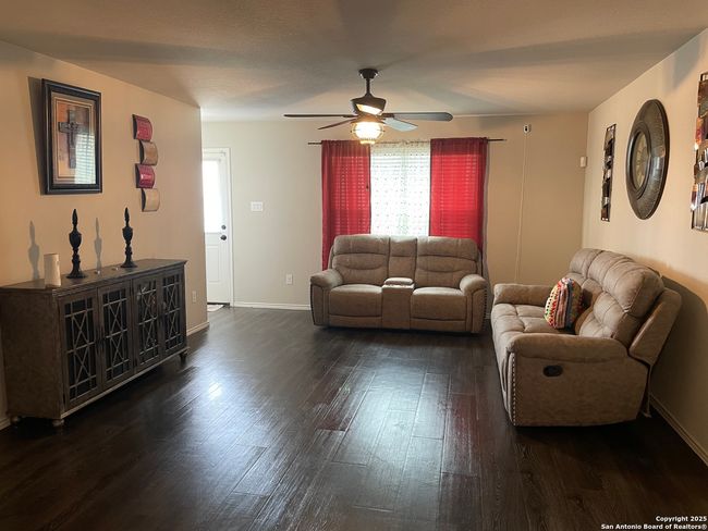 7106 Lunar Eclipse, House other with 3 bedrooms, 2 bathrooms and null parking in Converse TX | Image 11