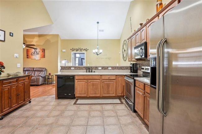 401 Kenley Ct, Condo with 2 bedrooms, 2 bathrooms and 2 parking in Mcdonough GA | Image 19