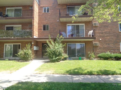 apt-102-10611 Parkside Ave, Chicago Ridge, IL, 60415-2058 | Card Image